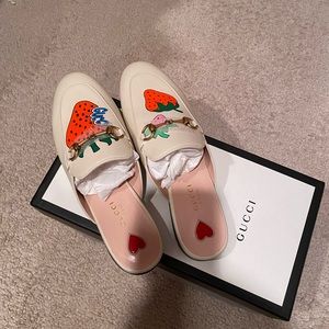 Gucci Princetown strawberry loafer
